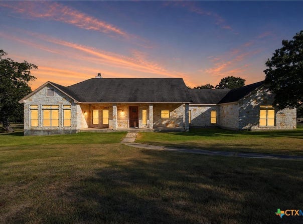 986 High Grove Road, Cedar Creek, TX 78612