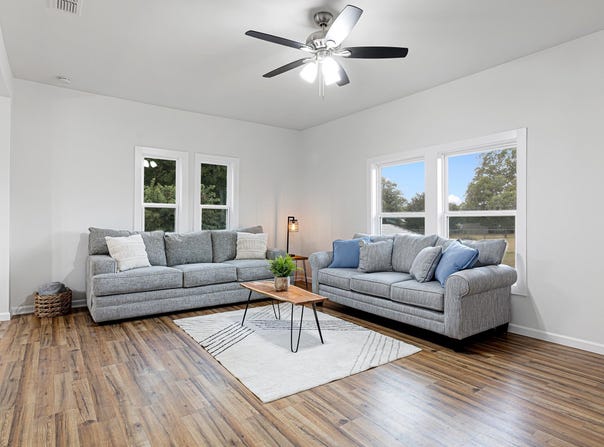 611 Cherry Street, Bowie, TX 76230
