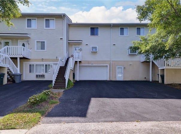388 N First Street, Hampton, VA 23664