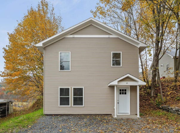 35 Cole Avenue, Northfield, VT 05663