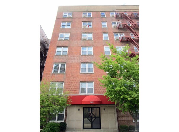 585 McLean Avenue, Yonkers, NY 10705