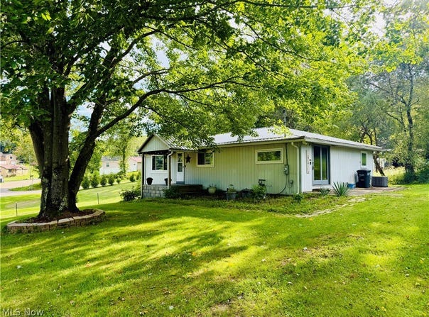 44373 Y And O Road, Wellsville, OH 43968