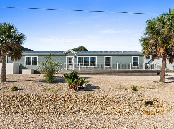 409 Florida Ave, Mexico Beach, FL 32456