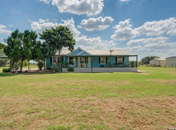 12758 FM 1346, St Hedwig, TX 78152