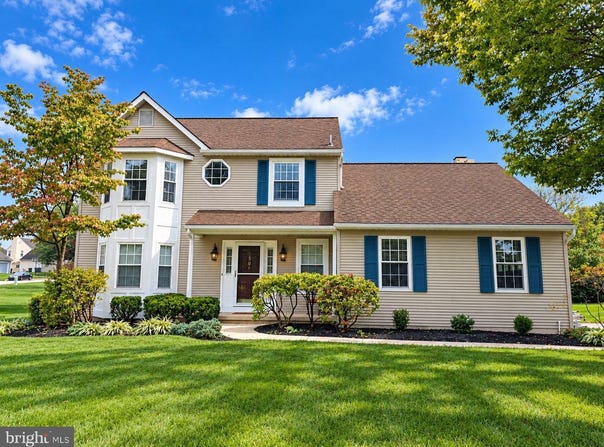 301 DAWNS EDGE, EXTON, PA 19341