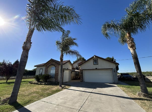 4102 E North Avenue, Fresno, CA 93725