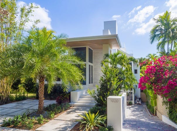 304 N Ave, FL 33936
