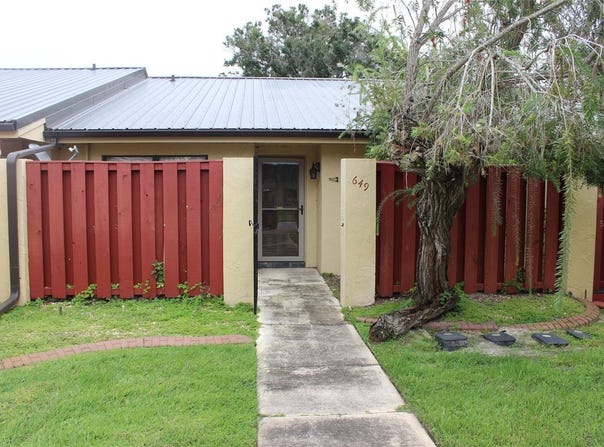 649 BROADMOOR Circle, WINTER HAVEN, FL 33884