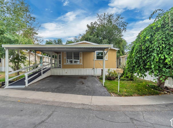 5088 S EL SENDERO Cir E, Holladay, UT 84117