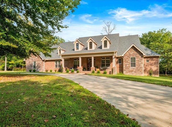 306 Combs Circle, London, KY 40744