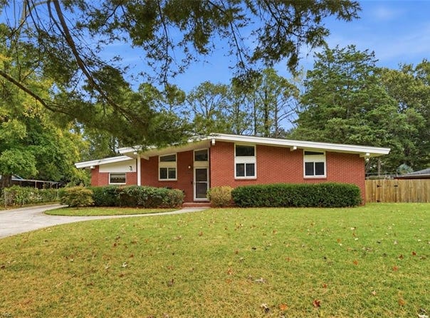 1312 Woodhurst Drive, Virginia Beach, VA 23454