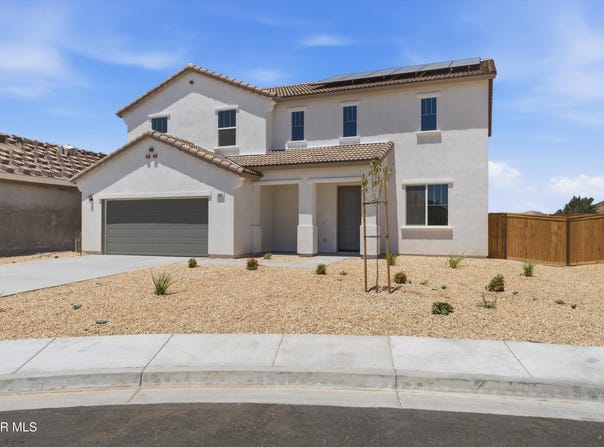 3633 Camino Mia Court, Rosamond, CA 93560
