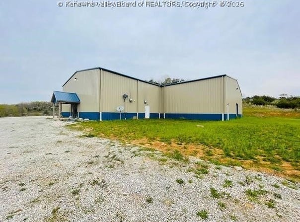 445 Dudden Fork Road, Kenna, WV 25248