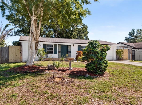 408 13TH Street SW, RUSKIN, FL 33570