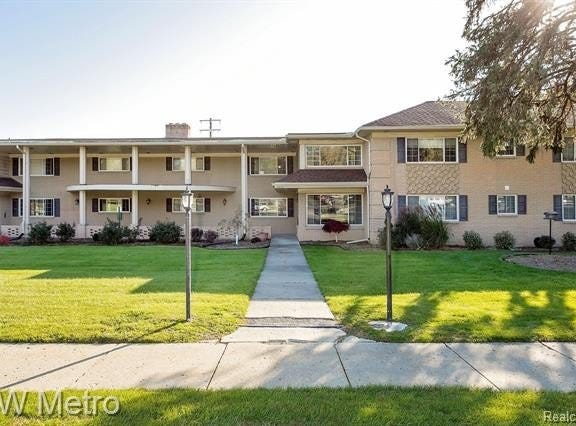2377 WALTON Boulevard, Rochester Hills, MI 48309