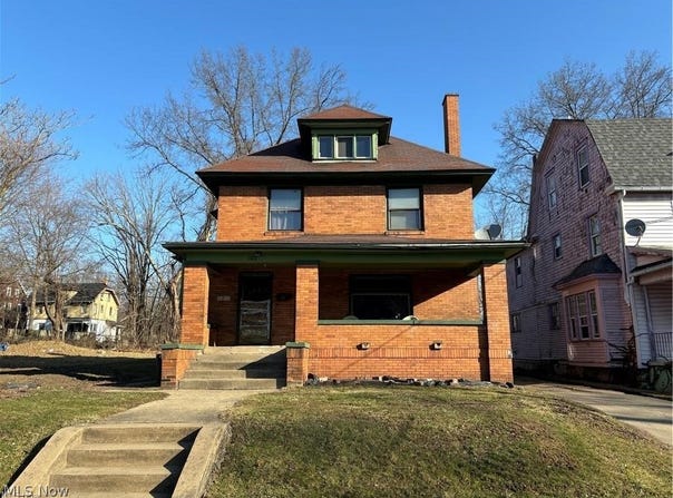 238 Lora Avenue, Youngstown, OH 44504