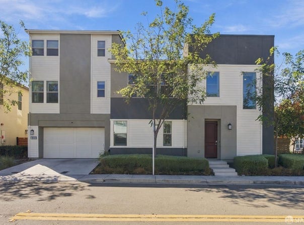 5892 Beechwood Loop, Dublin, CA 94568