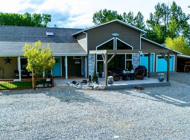 7734 US Hwy 212, Roberts, MT 59070