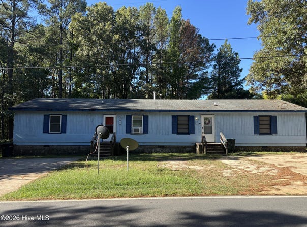 1403 Hinson Street, Roanoke Rapids, NC 27870