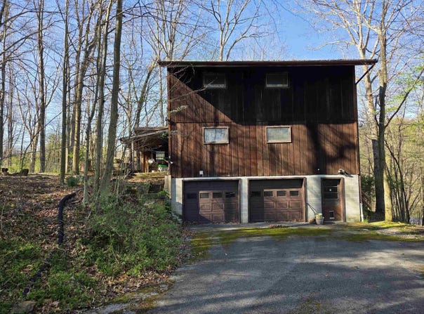 2 Fox Ridge Road, Elkins, WV 26241