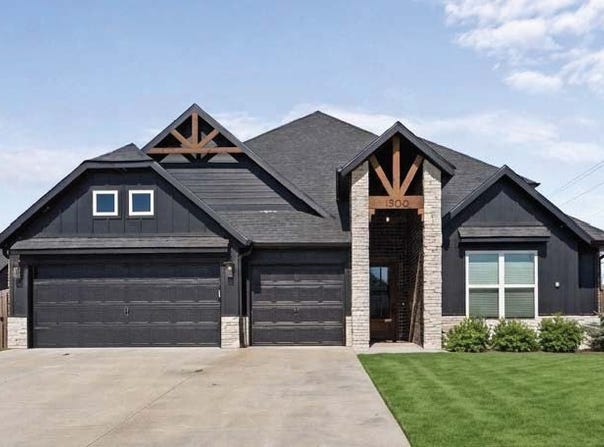 1300 Paragon Drive, Centerton, AR 72719