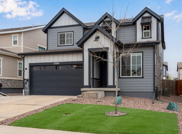 27890 E 7th Pl, Aurora, CO 80018