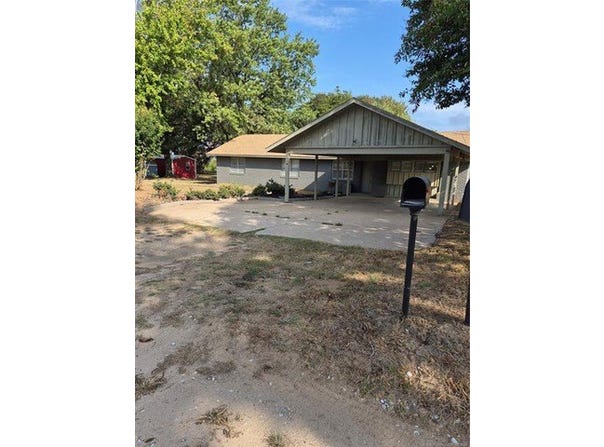 419739 E 1120 Road, Checotah, OK 74426