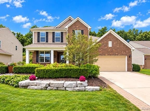 58939 Winnowing Circle S, South Lyon, MI 48178