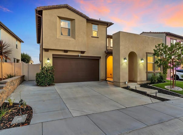 2011 Copernicus, Escondido, CA 92026