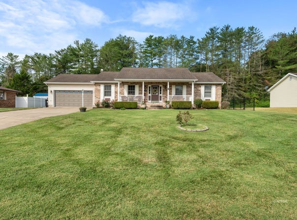 231 debbie drive, Gallipolis, OH 45631