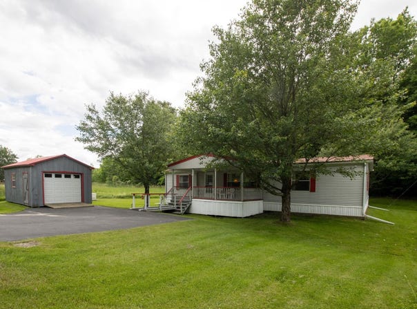 905 County Route 25, Canton, NY 13617