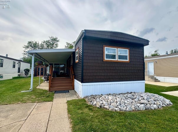 140 Rathbun Drive, Marblehead, OH 43440