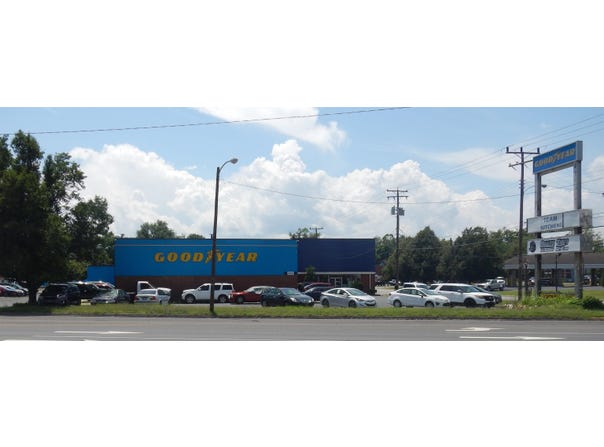 300 BROAD ST, WAYNESBORO, VA 22980