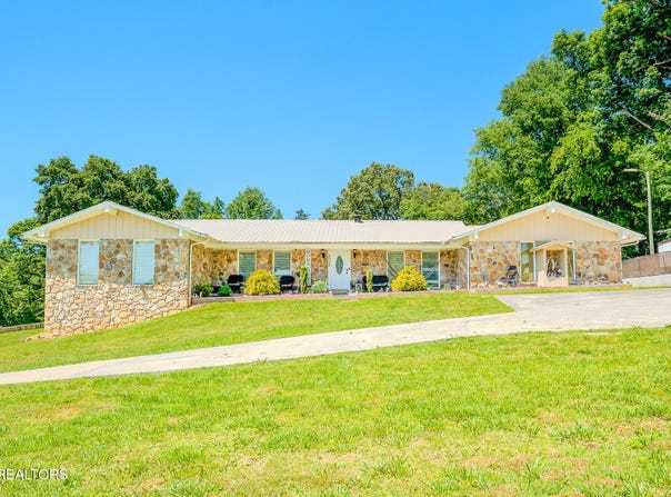 8023 Conner Rd, Powell, TN 37849