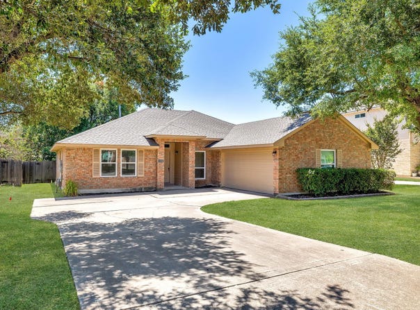 1216 Heppner Dr, Cedar Park, TX 78613