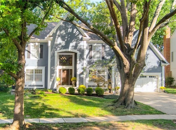 5418 W 131st Terrace, Overland Park, KS 66209