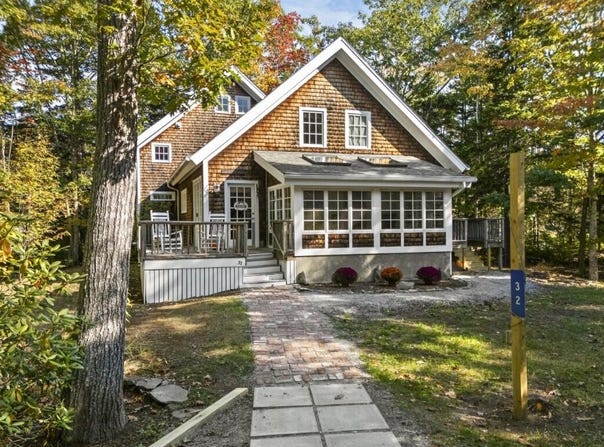 32 Hiawatha Trail, Boothbay, ME 04544
