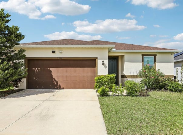 9454 SANDERS PARK Place, SEFFNER, FL 33584