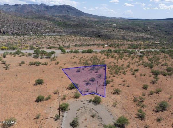 584 Circulo Milpas, Rio Rico, AZ 85648