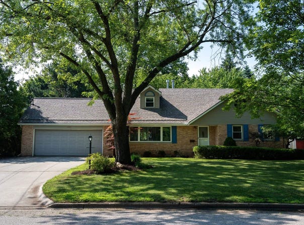 1320 E Chippewa Street, Mt Pleasant, MI 48858