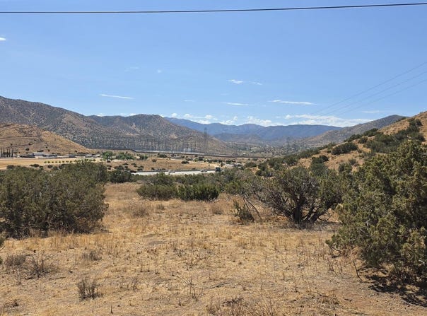 Berncastle Road, Acton, CA 95310