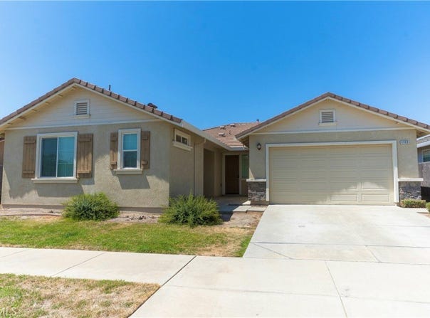 4869 Langley Way, Merced, CA 95348