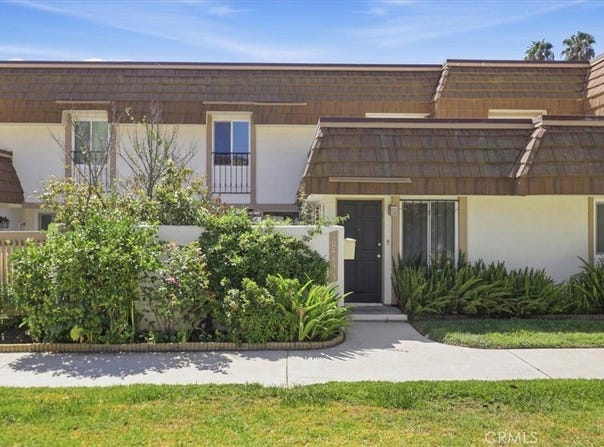 10445 Larwin unit 3, Chatsworth, CA 91311