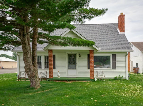 20-24 N Eisenhower Drive, Edinburgh, IN 46124