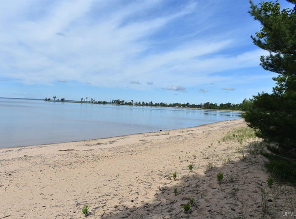 LL.5 LN Beach, Nahma, MI 49864