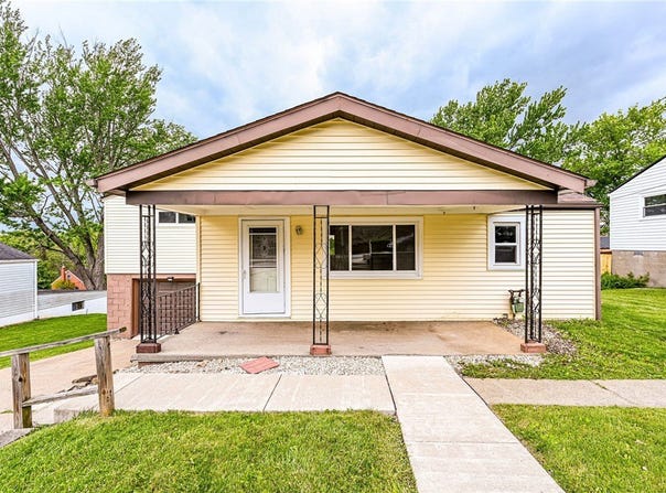 2320 Guffey Road, Irwin, PA 15642