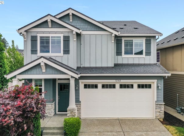 12302 SW 174TH Ter, Beaverton, OR 97007