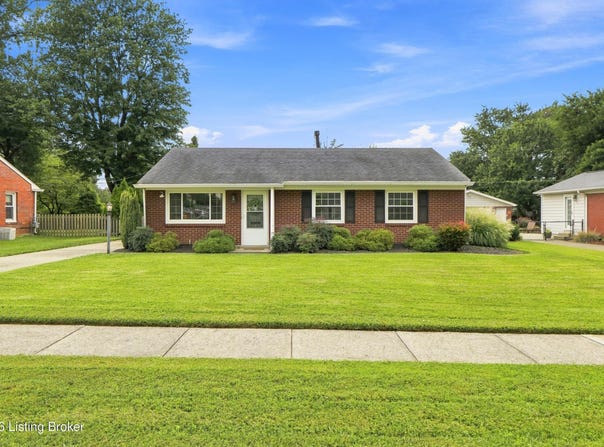 2008 Keeneland Blvd, Louisville, KY 40223