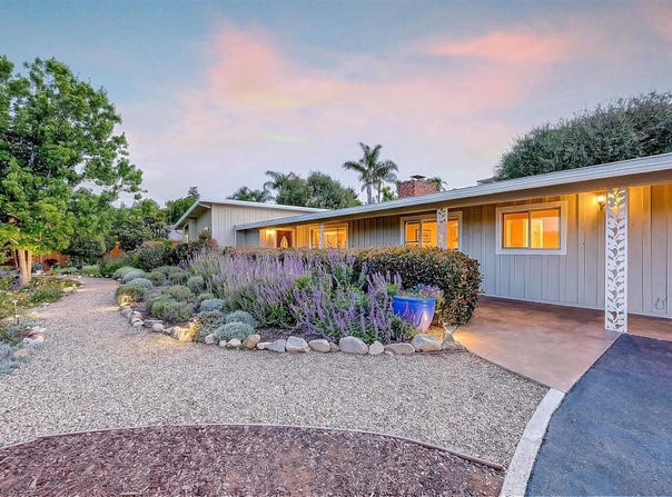 1642 York Dr, Vista, CA 92084