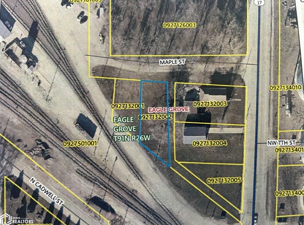 Maple, Eagle Grove, IA 50533
